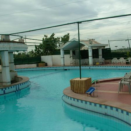 Vip'S Club Hotel Raipur  Exterior photo